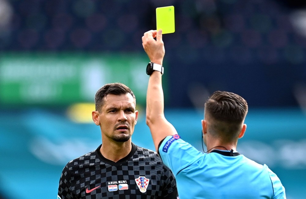  利物浦旧将反戈一击，阿斯皮利奎塔头槌绝杀  