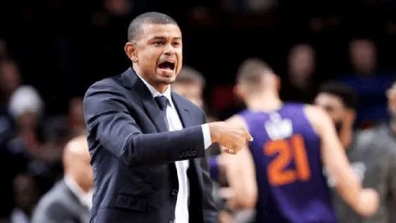  猛龙解雇主教练并启动重建计划  