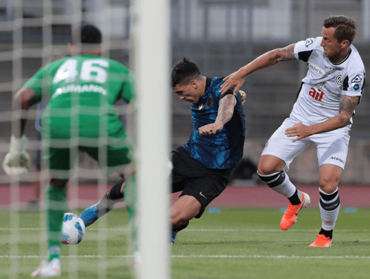  国际米兰青训小将首秀破门  